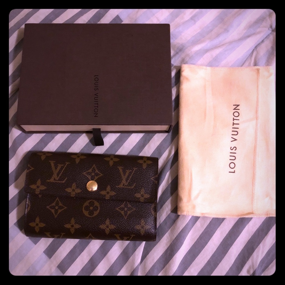 Louis Vuitton Alexandra Wallet